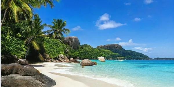 Thisbeachdoesnotexist.com